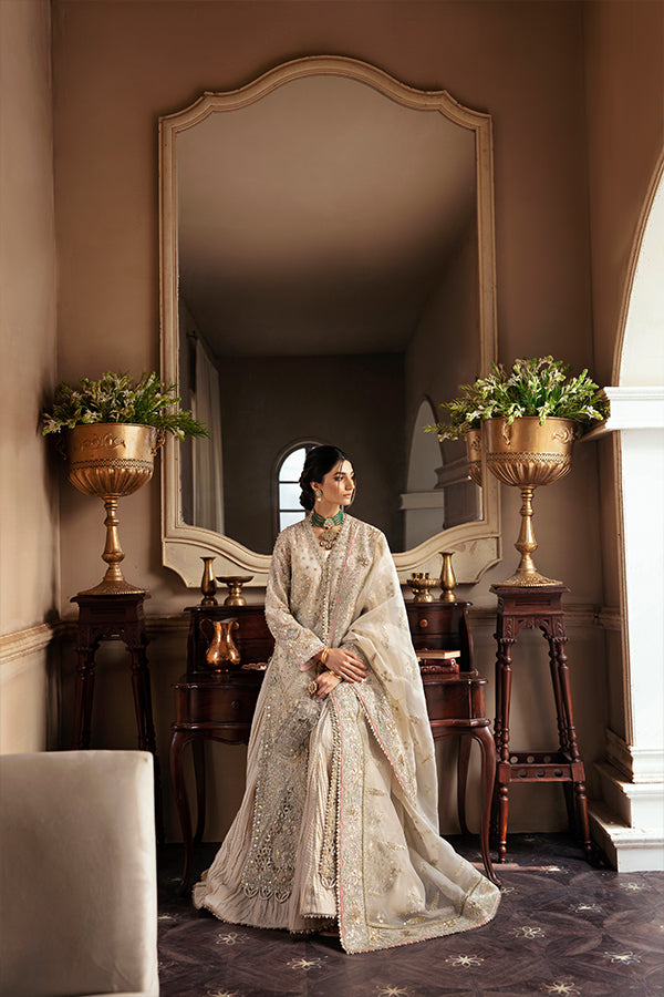 Nikkah Dress Ideas For Brides||white nikkah dress designs 2023||pakistani nikkah  dresses!!! - YouTube